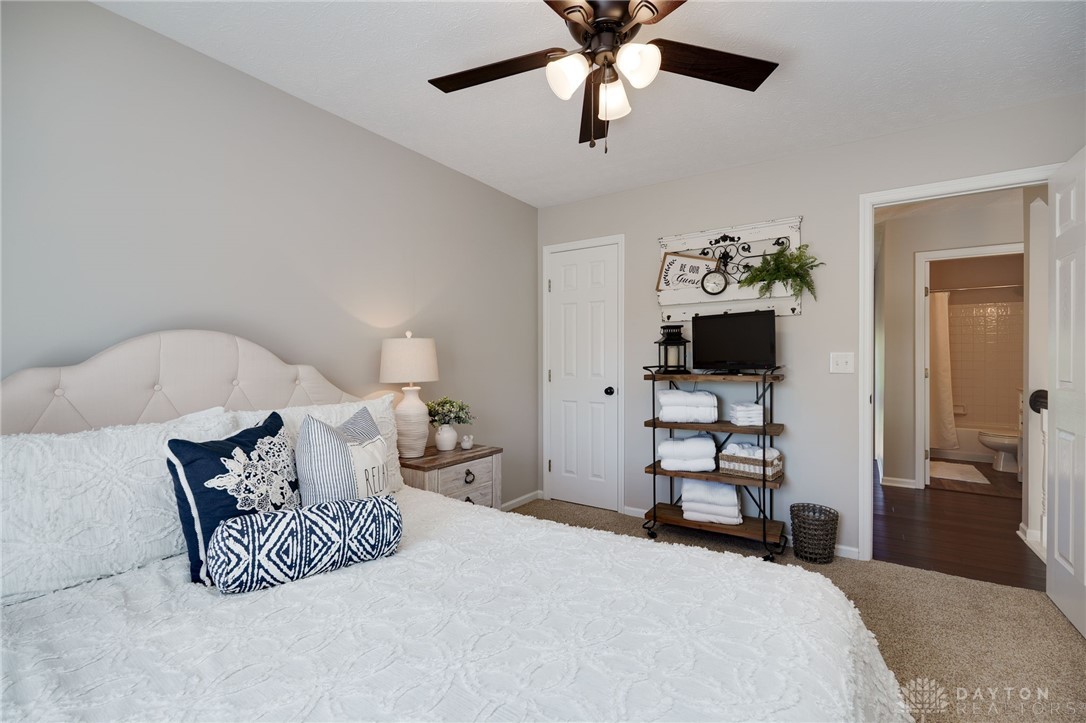 1421 Applebrook Lane