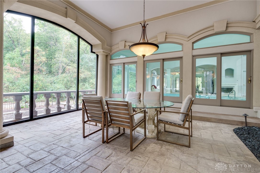 1658 W Alex Bell Road