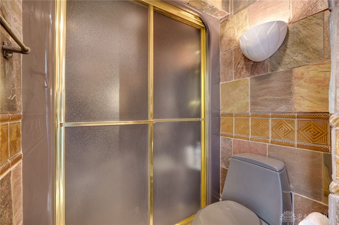 1658 W Alex Bell Road