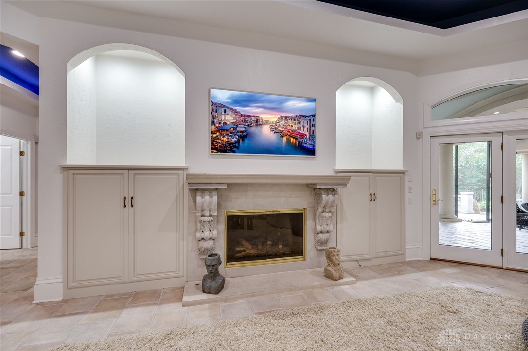 1658 W Alex Bell Road