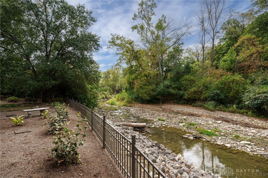 1658 W Alex Bell Road