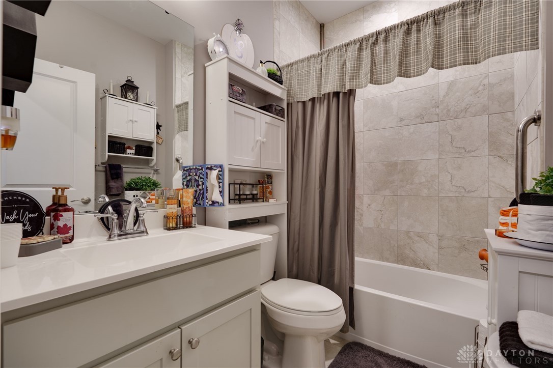 3801 Anderson Street