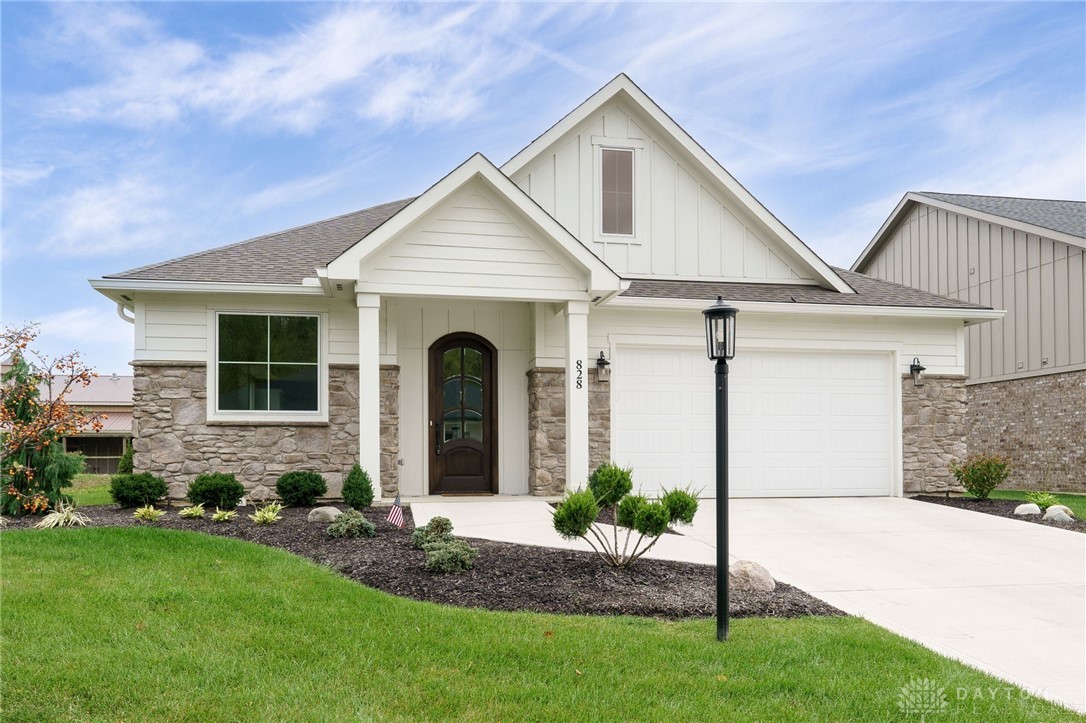 828 Hidden Branches Drive