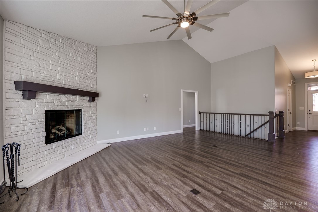 346 Crown Point Drive