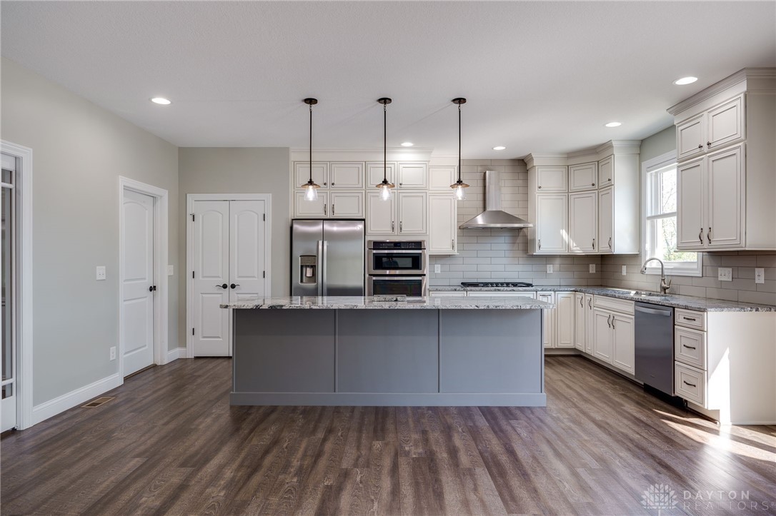 346 Crown Point Drive