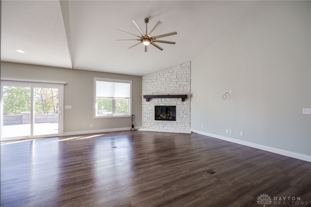 346 Crown Point Drive