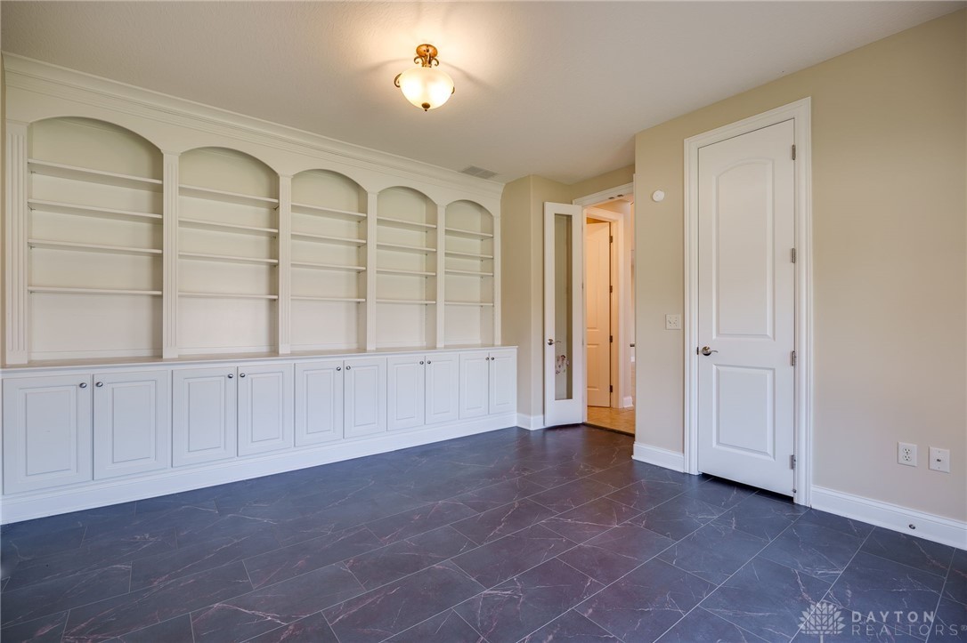 824 Oglethorpe Court