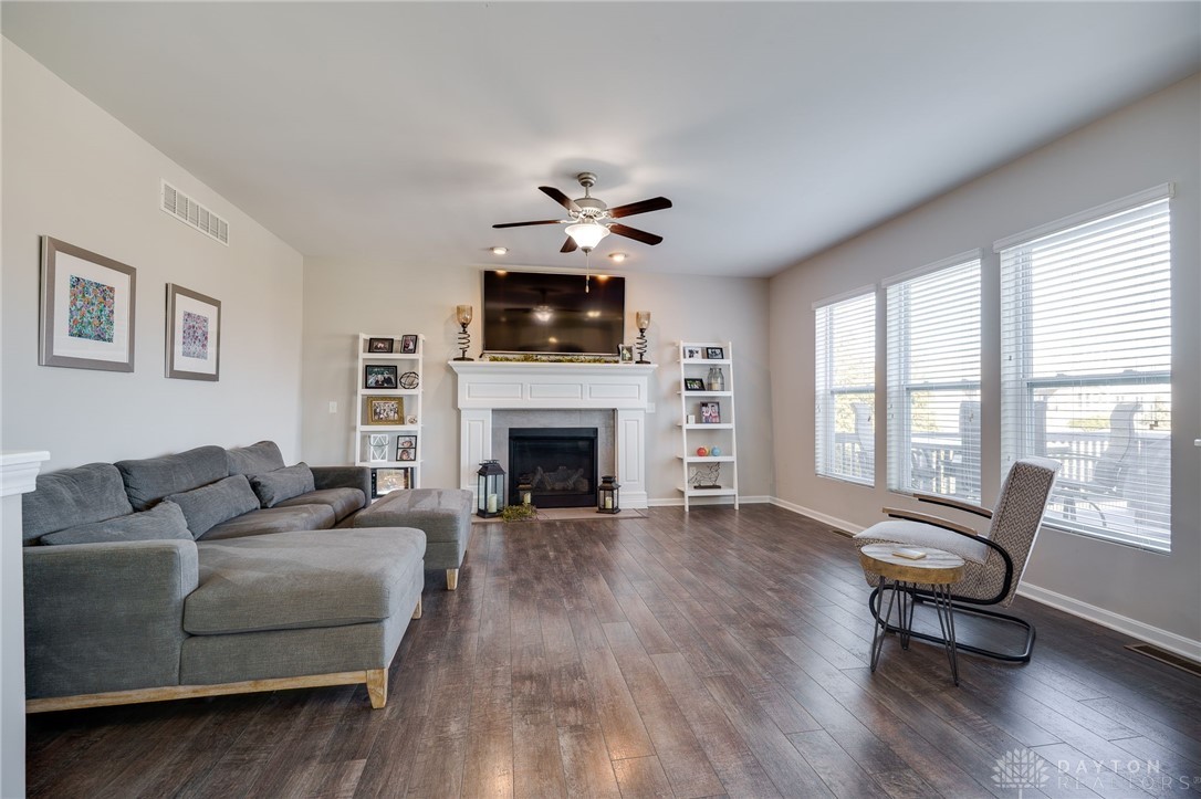 1064 Lancashire Drive