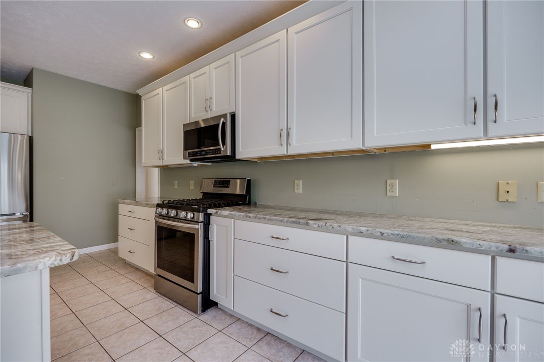 3762 E Sudbury Court