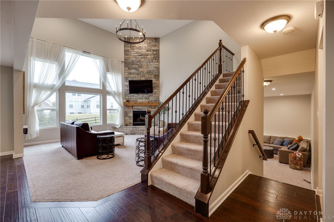 1565 Canterbury Court