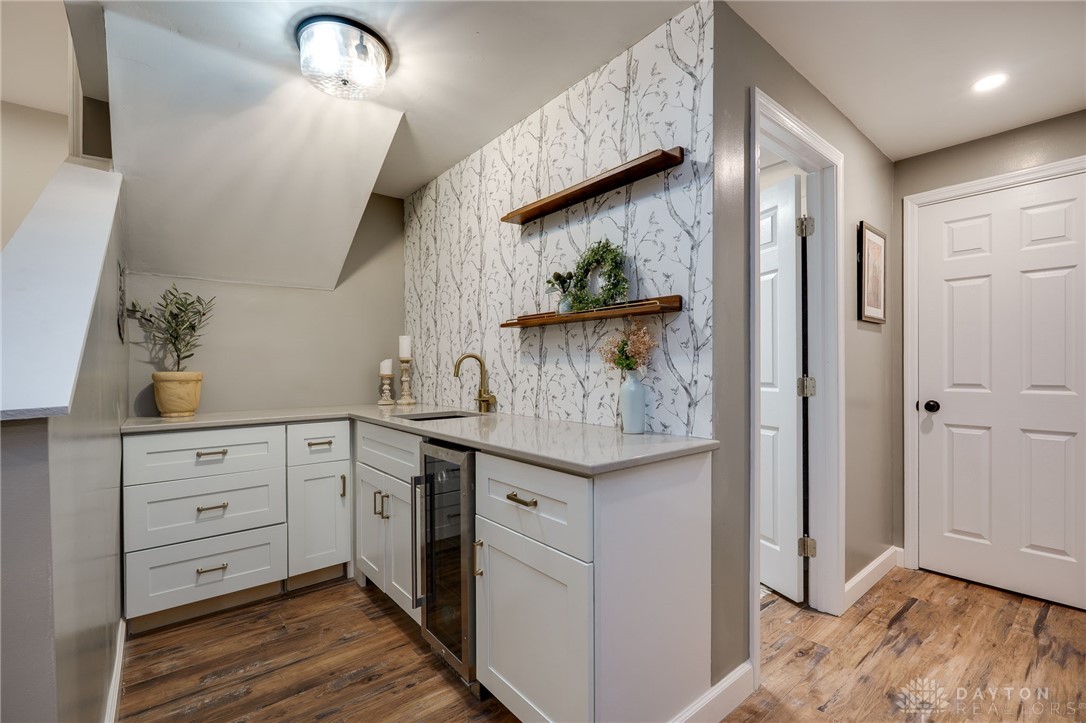 1565 Canterbury Court