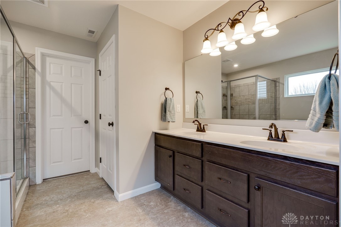 1565 Canterbury Court