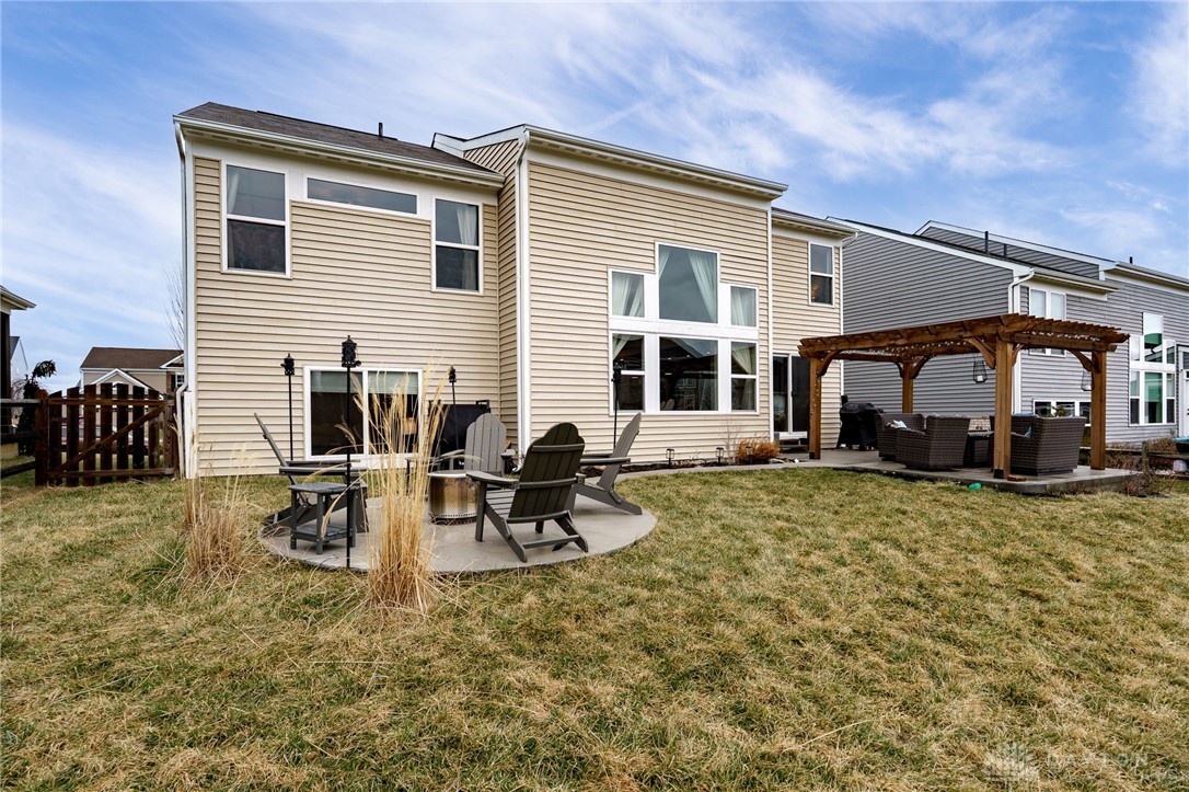 1565 Canterbury Court