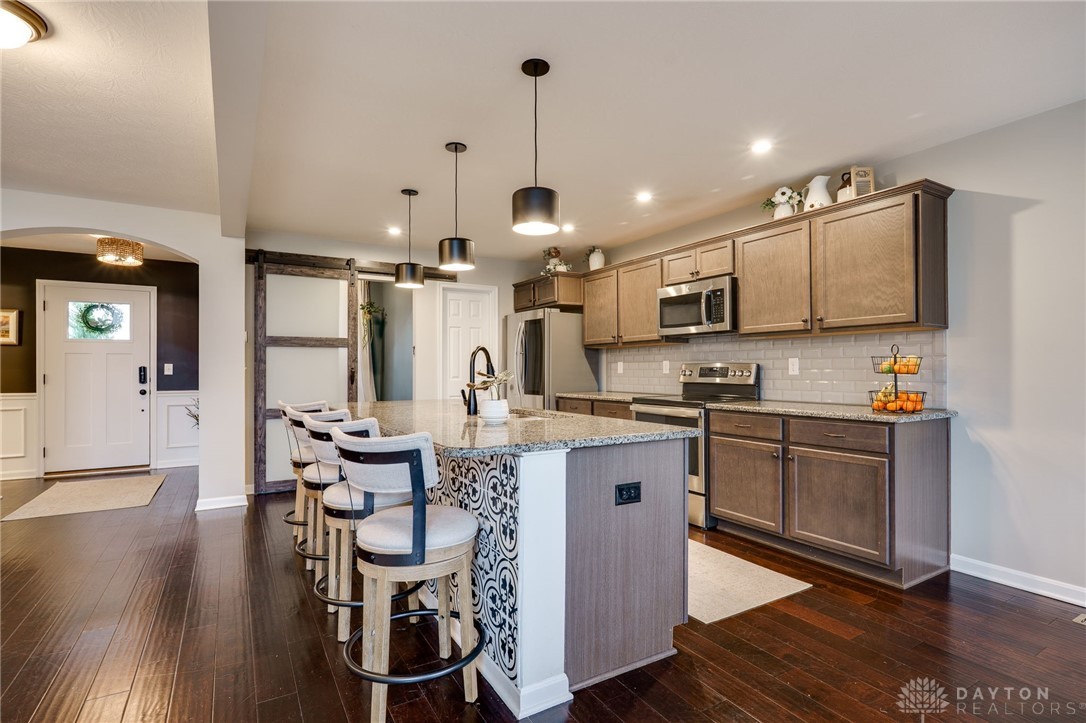 1565 Canterbury Court