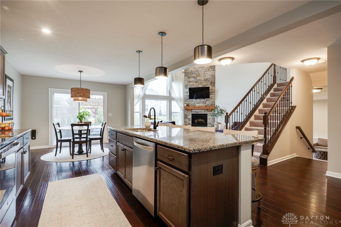 1565 Canterbury Court