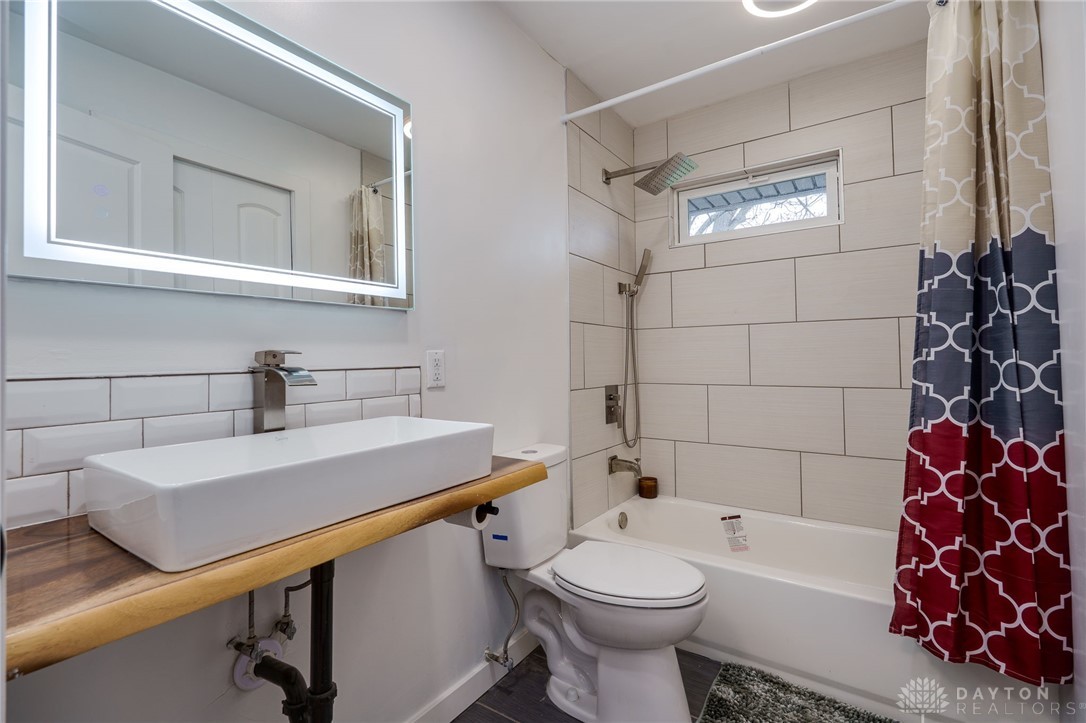 2025 Pittsfield Street