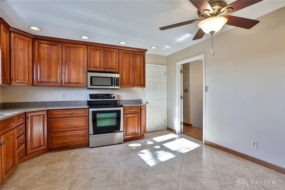 4413 Castle Gate Drive