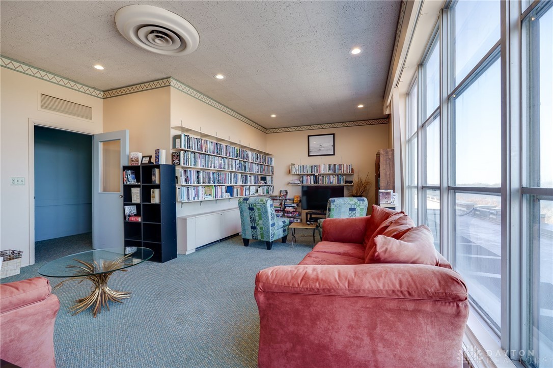 2230 S Patterson Boulevard 58