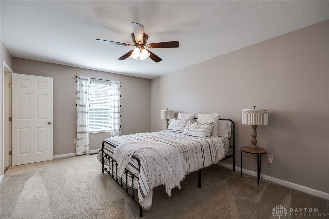 4279 Hunting Hawk Drive