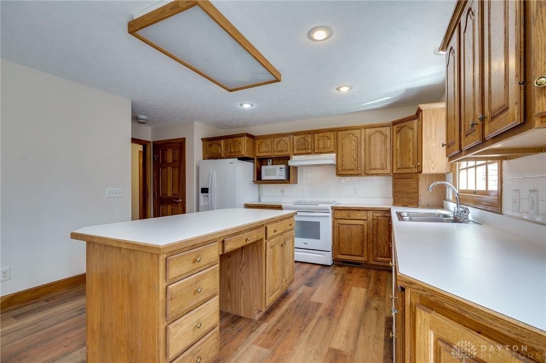 8567 Ridge Creek Court