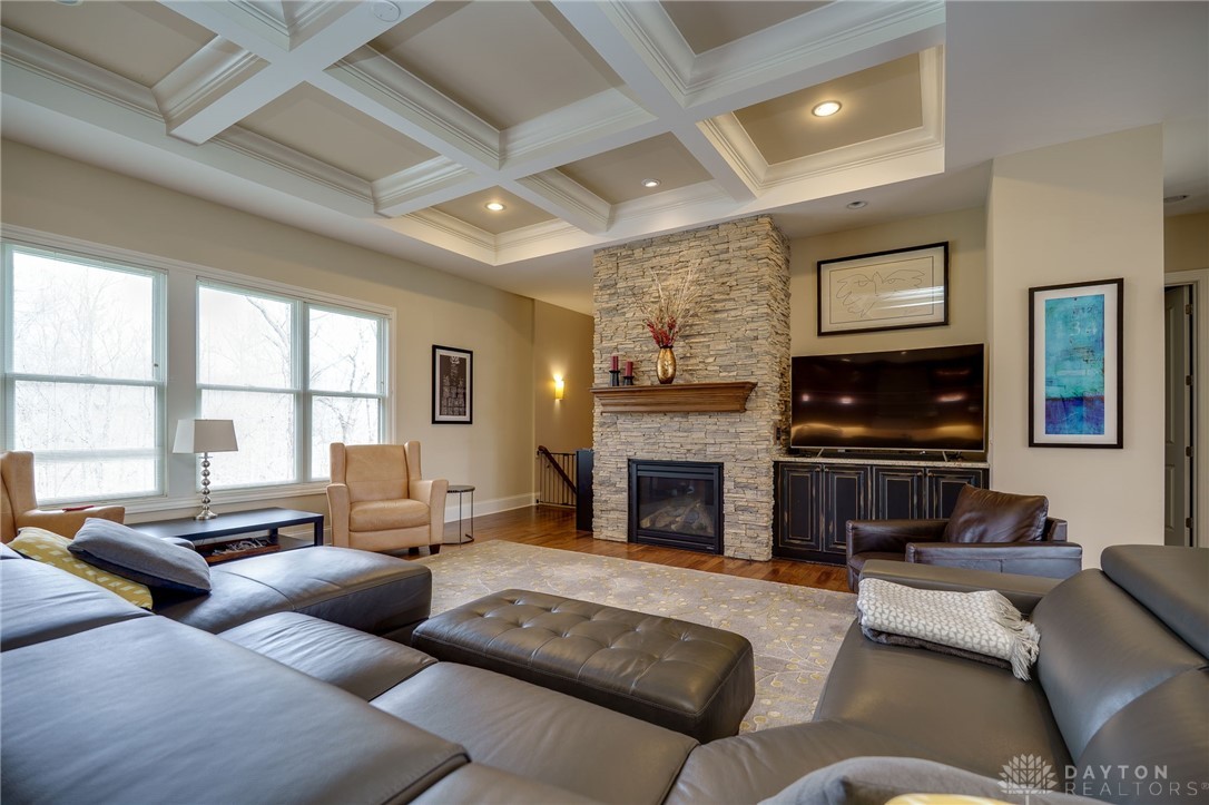 856 Willow Oak Court