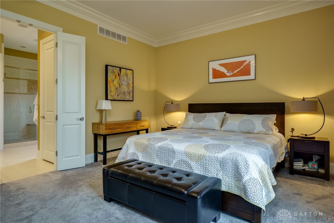 856 Willow Oak Court