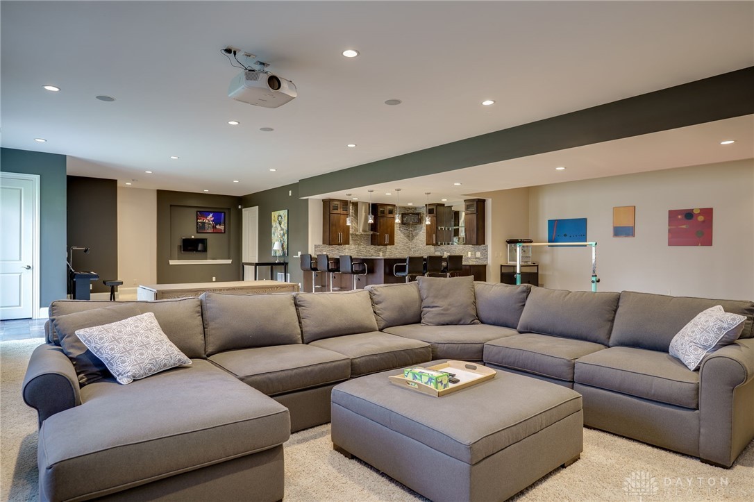 856 Willow Oak Court