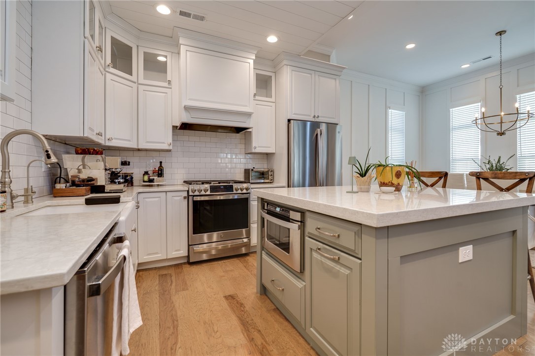 1446 Spanish Moss Way