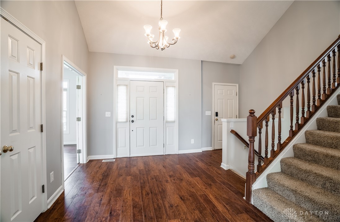 10680 Meadowfields Court