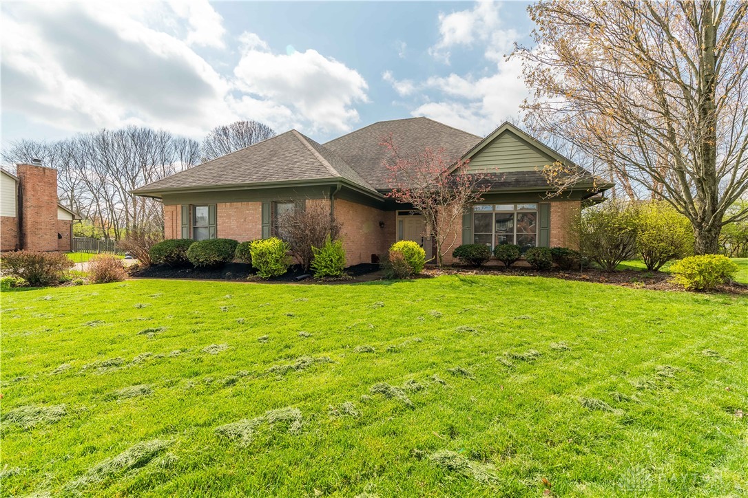 10680 Meadowfields Court