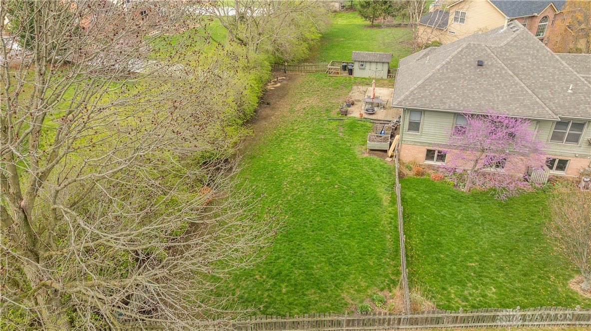 10680 Meadowfields Court