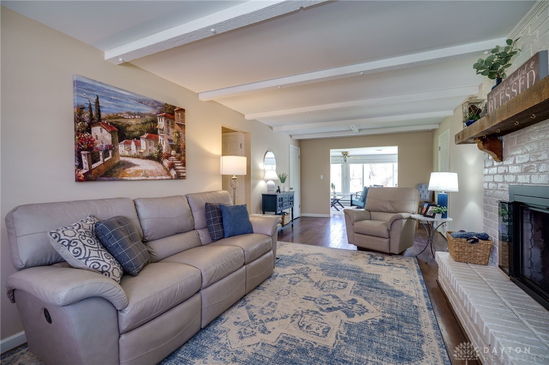 5488 Woodbridge Lane