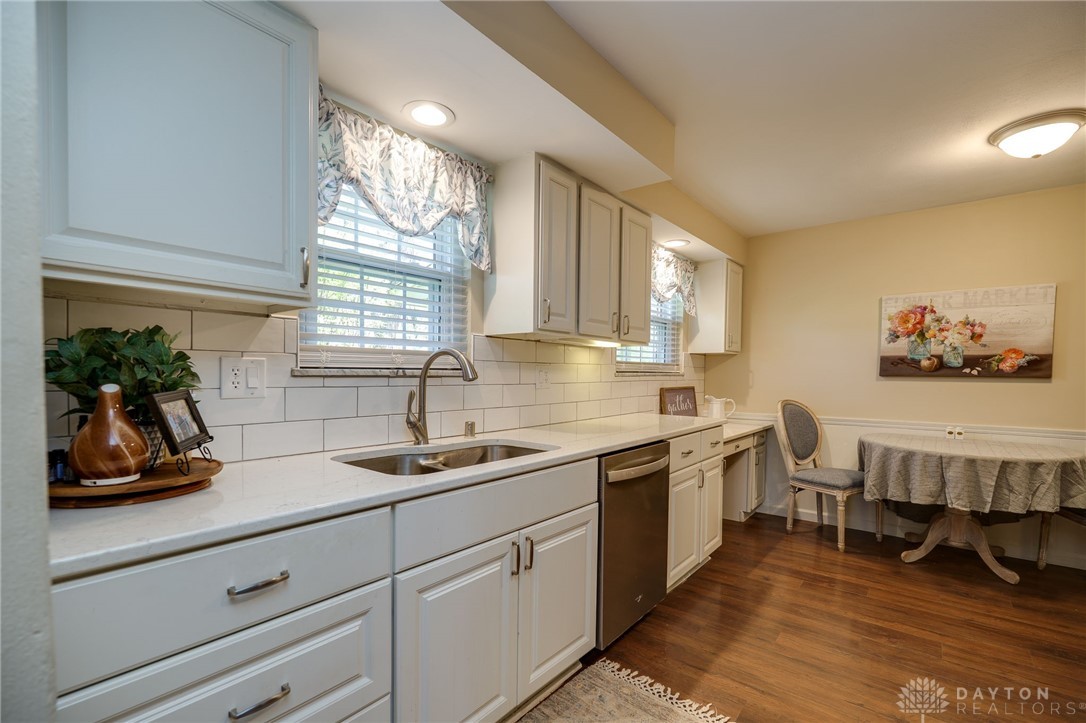 5488 Woodbridge Lane