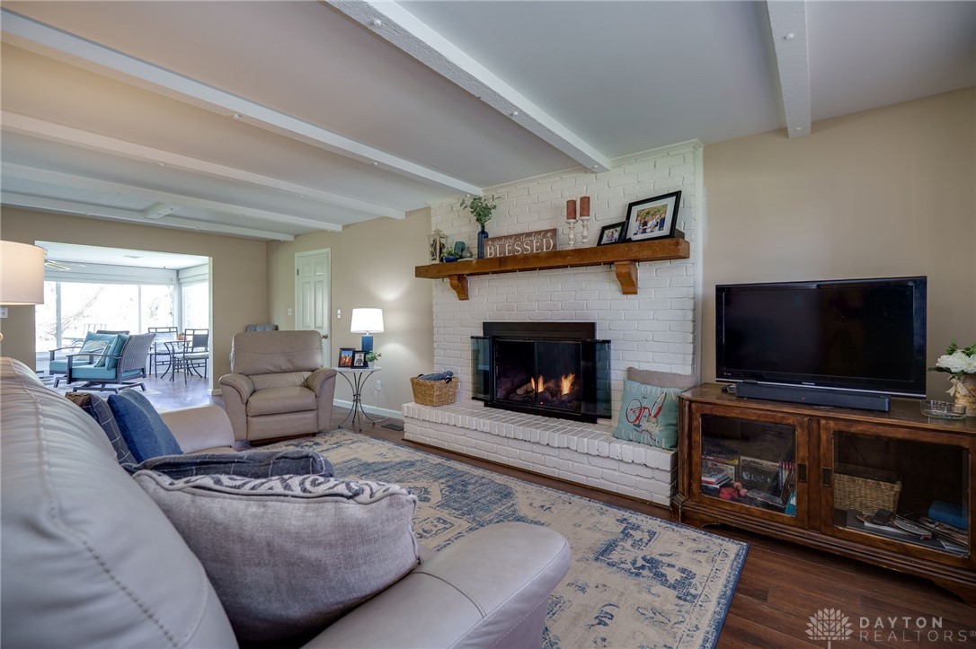 5488 Woodbridge Lane