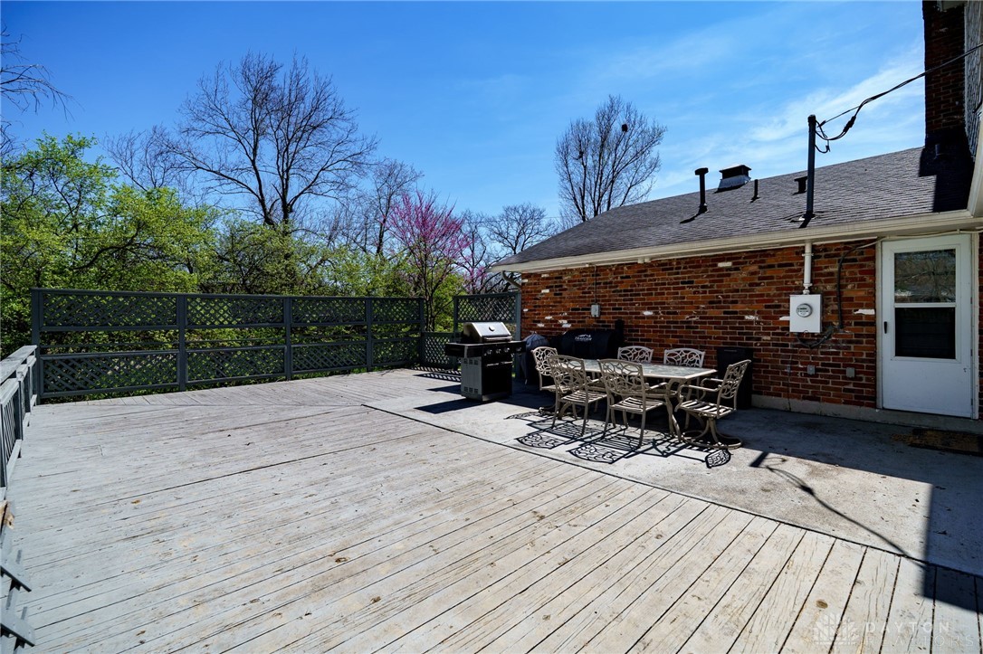 5488 Woodbridge Lane