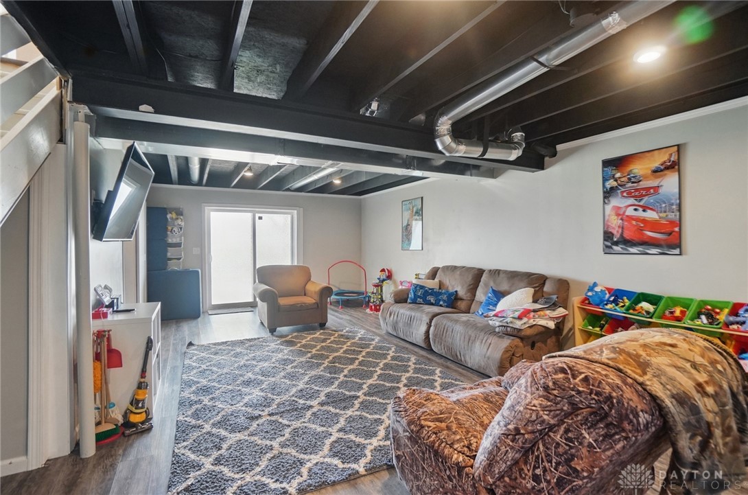 3438 Meadow Vole Court