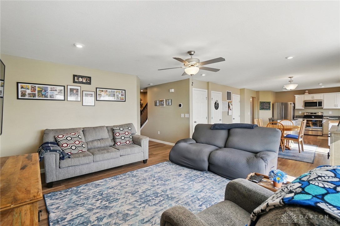 3438 Meadow Vole Court