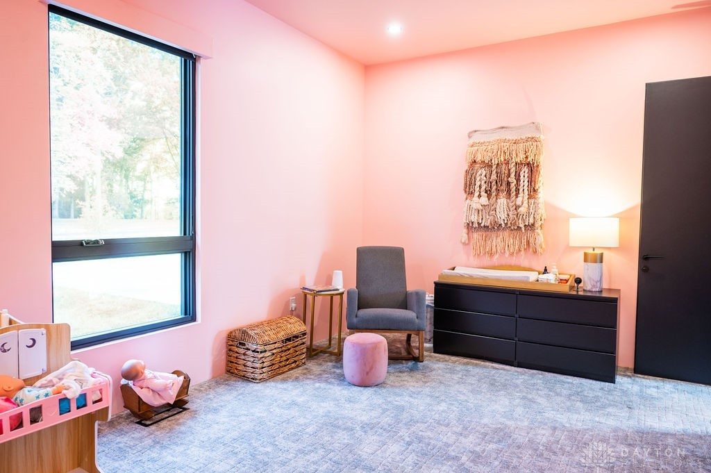 2360 Signal Hill Road