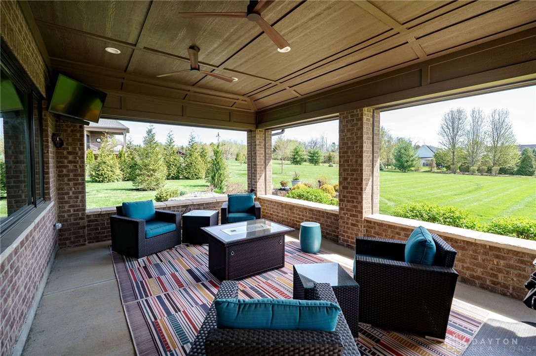 7952 Locust Grove Court