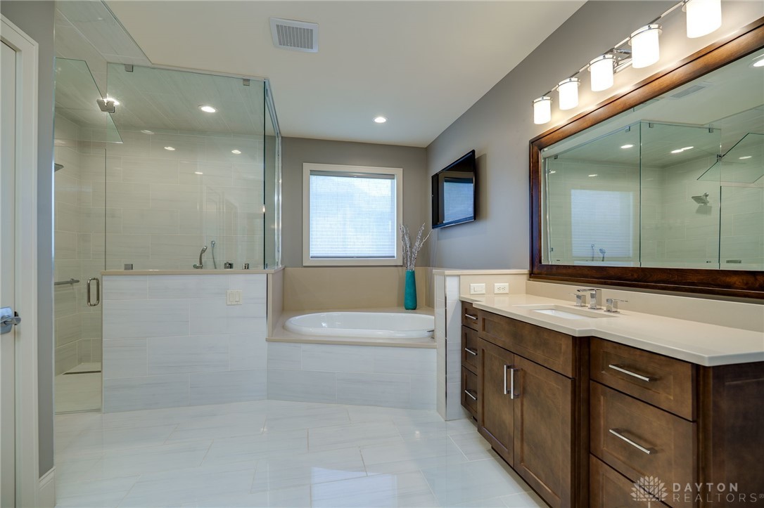 7952 Locust Grove Court