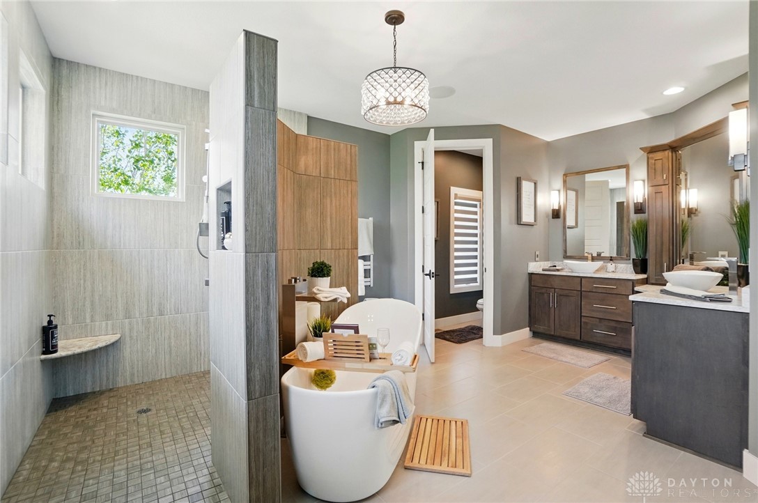 584 Grand Wood Court