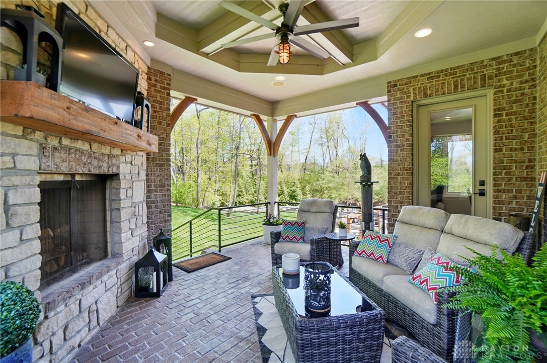 584 Grand Wood Court