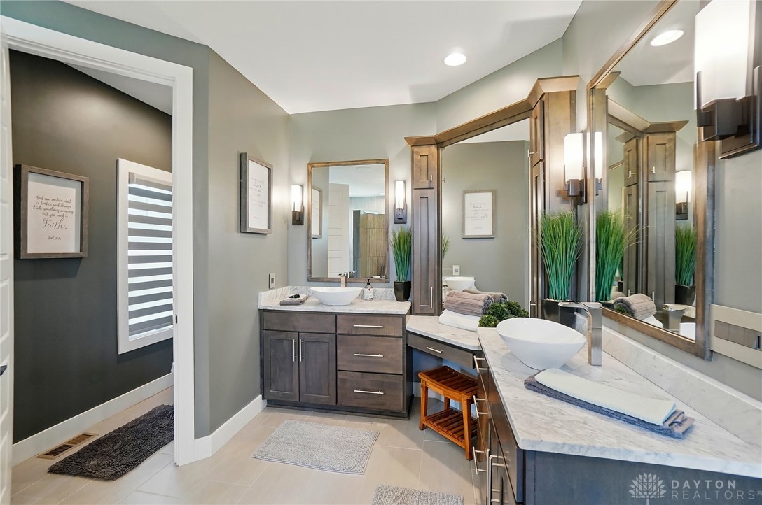 584 Grand Wood Court