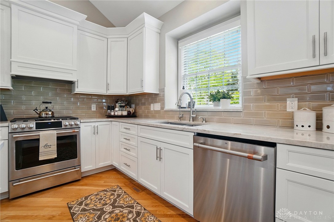 10647 Falls Creek Lane