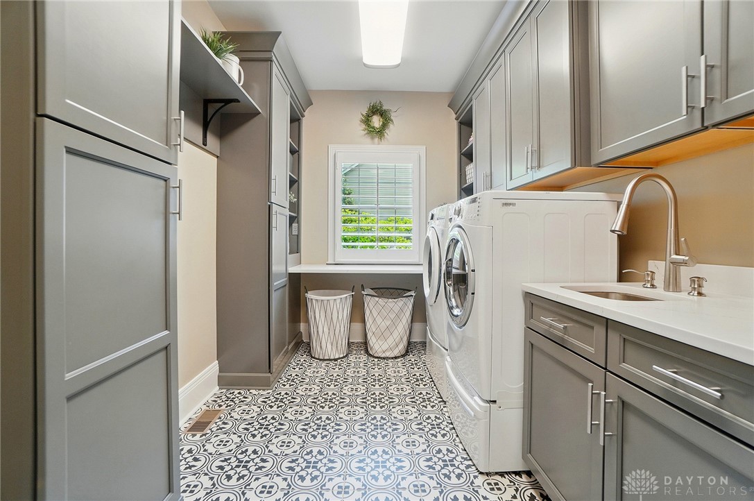 10647 Falls Creek Lane