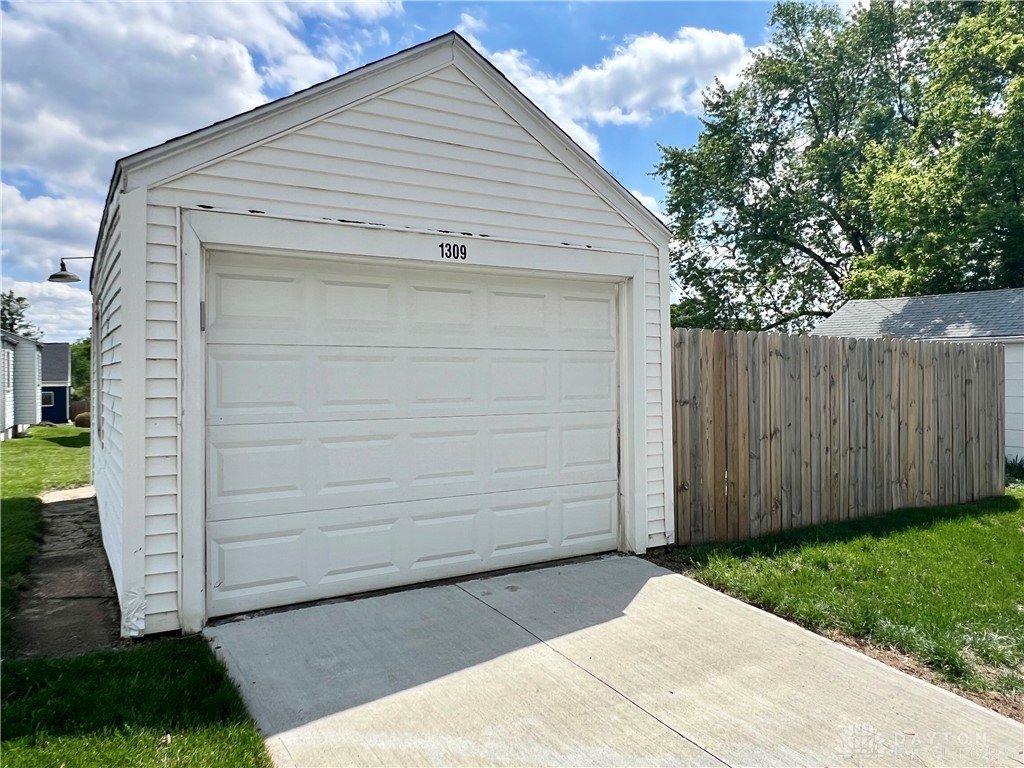 1309 Central Park Avenue