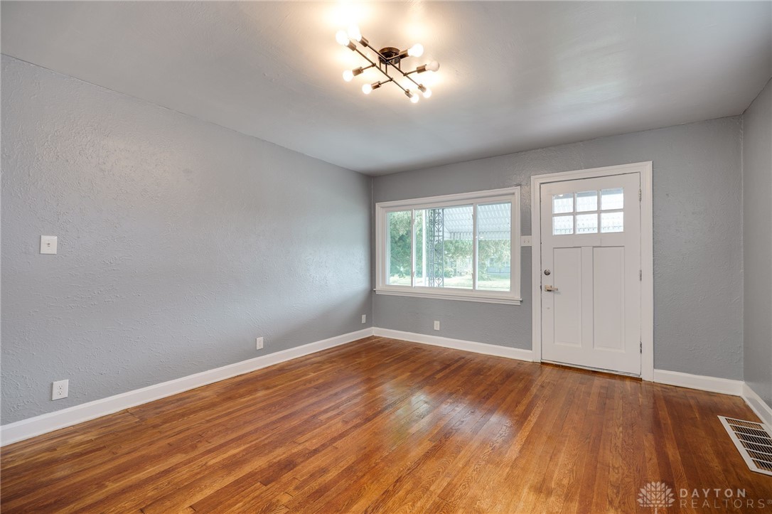 2121 S Smithville Road