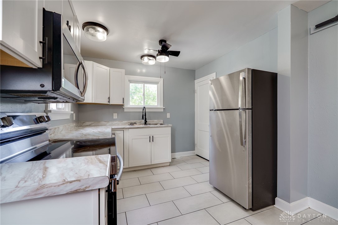 2121 S Smithville Road