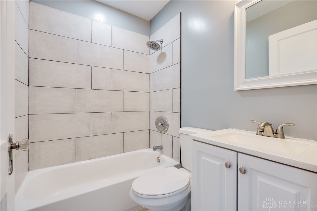 2121 S Smithville Road