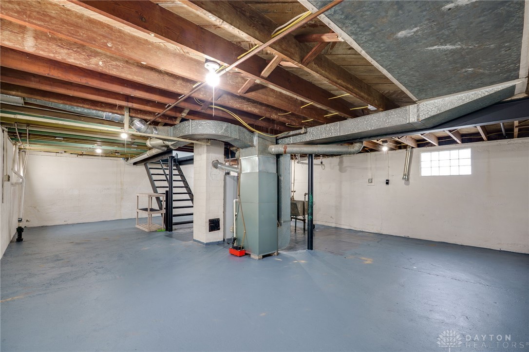 2121 S Smithville Road